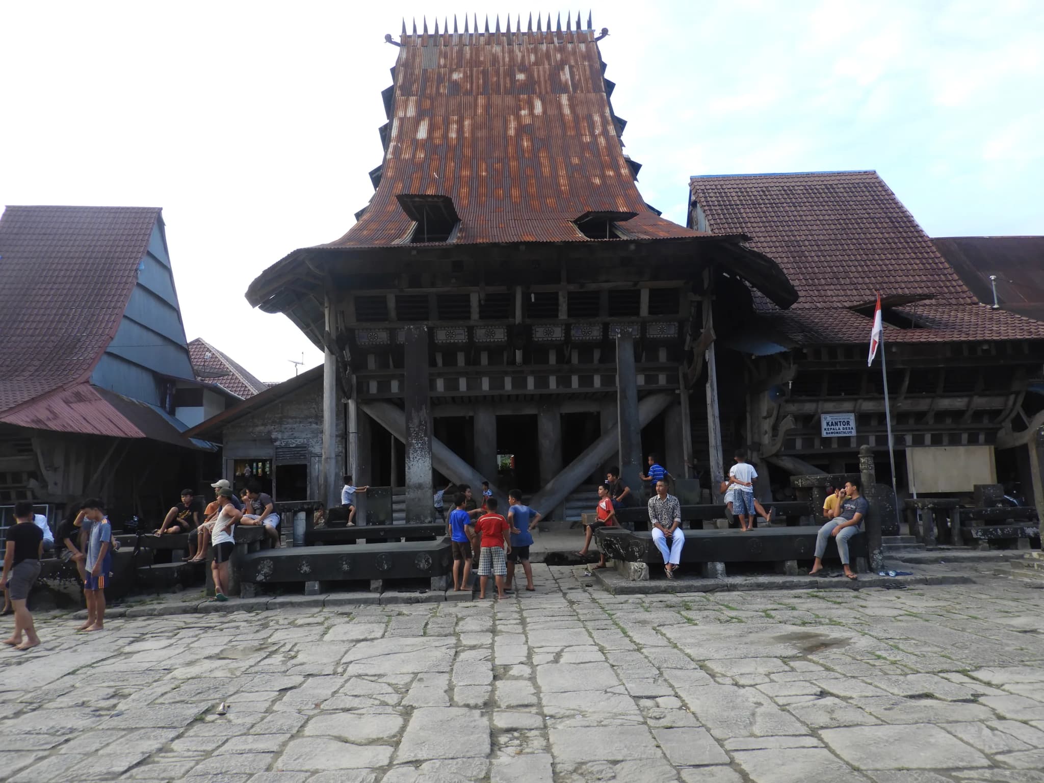 #7 Omo Sebua (Nias) — Top 10 Traditional Houses of Indonesia 2026