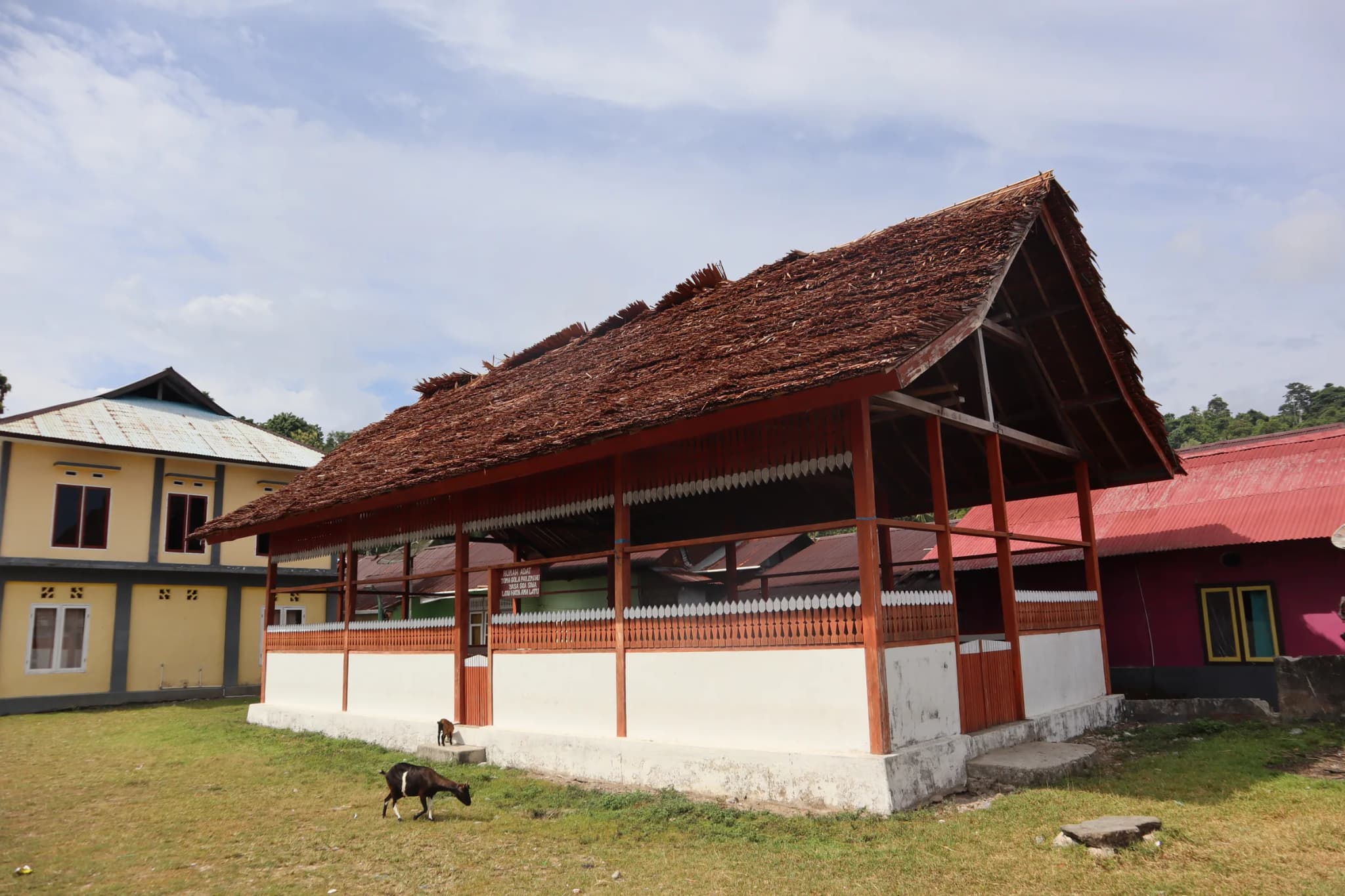 #10 Baileo (Maluku) — Top 10 Traditional Houses of Indonesia 2026