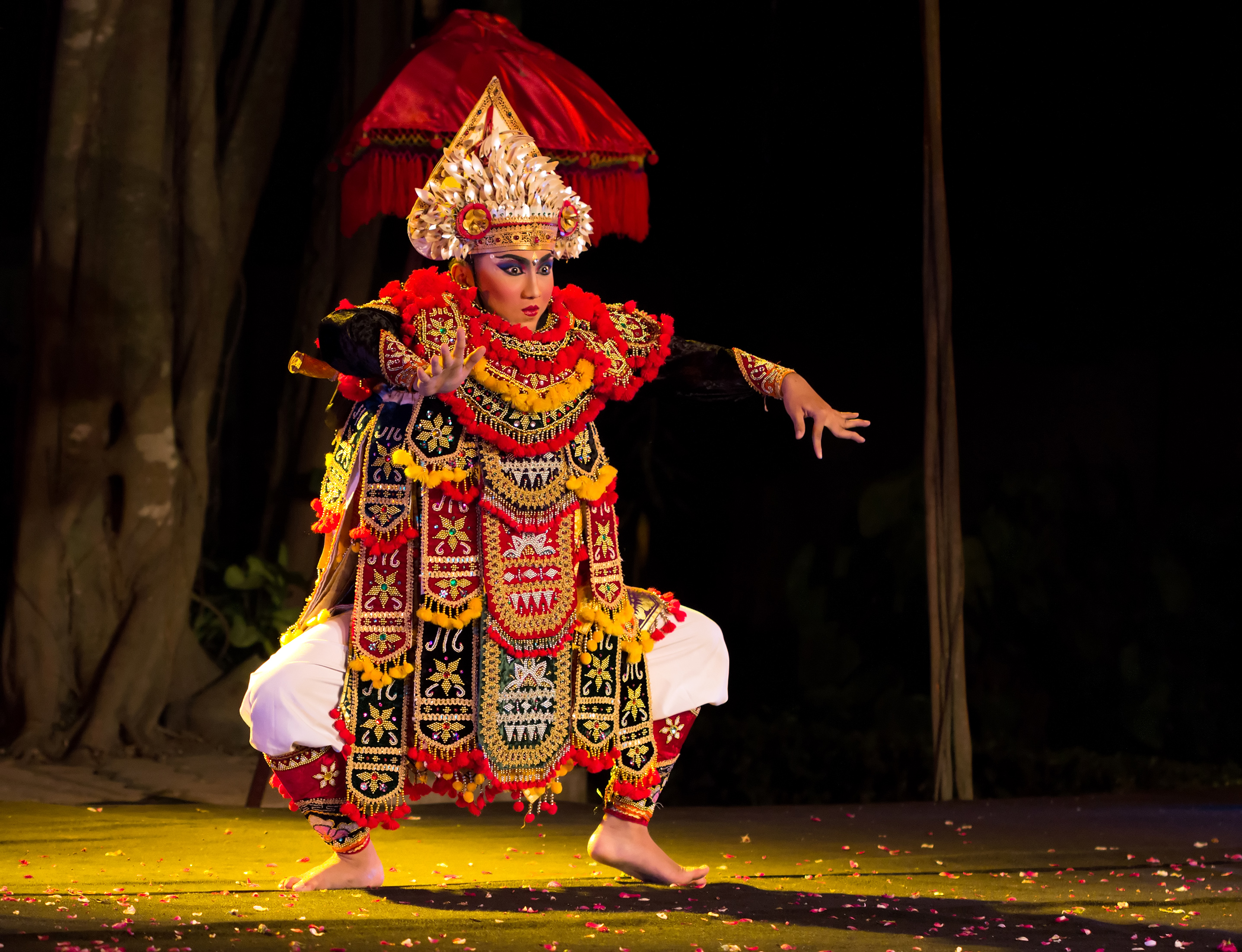 Top 10 Indonesian Traditional Dances