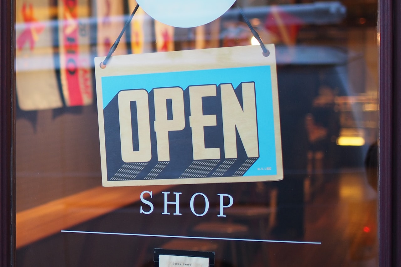 Top 10 Most Iconic Retail Brands of All Time
