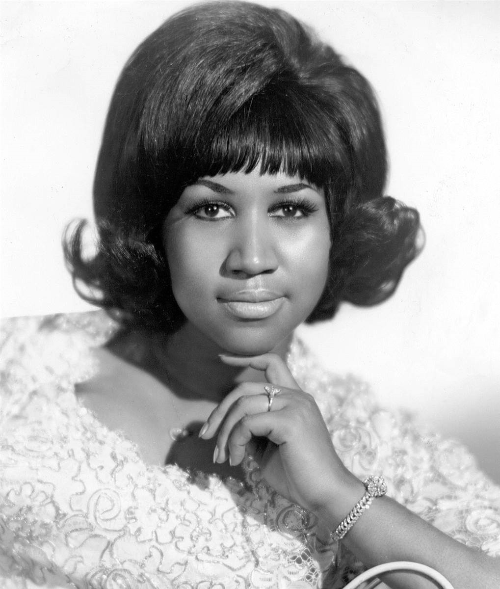 Top 10 Greatest R&B Singers of All Time