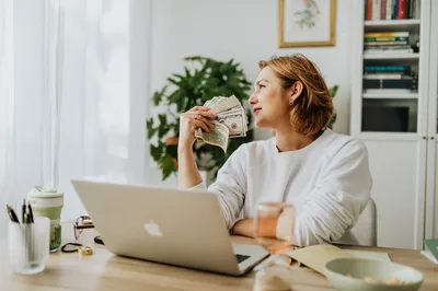 Top 10 Best Side Hustles for Introverts in 2026 — Earn More Without People-Draining Work