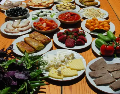 Top 15 Best Brunch Spots & Cafes in Hong Kong 2026